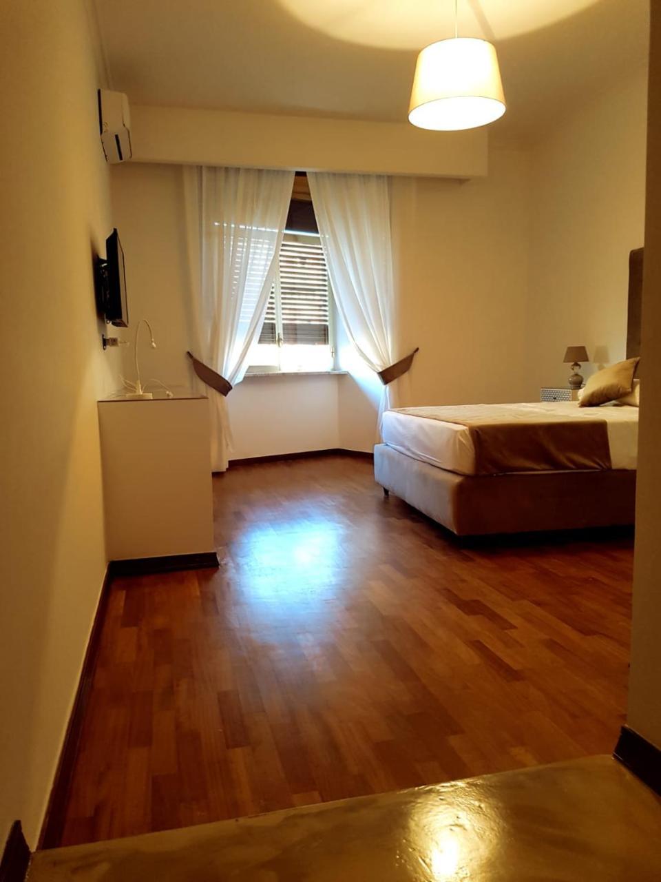 Neapolis Life Gasthof