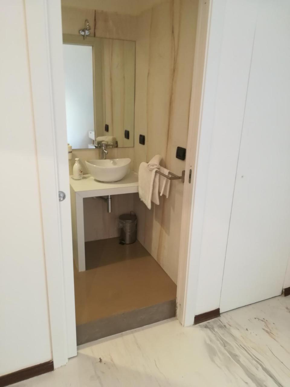 Neapolis Life Guest house Naples
